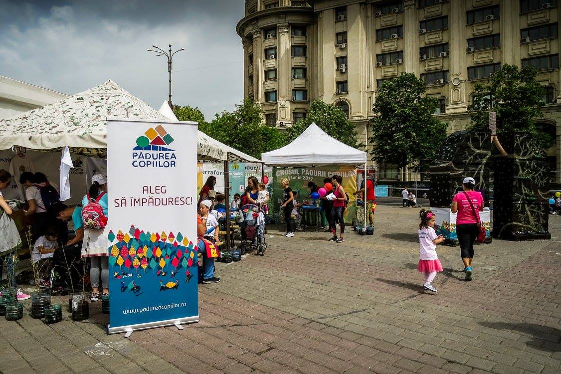 Fundraising, cheering și Regăsirea Copilăriei la Semimaratonul București
